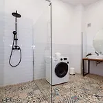 Apartment Lots Of Space Near The Presidential Palace Bratislava