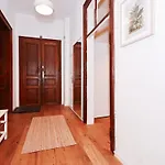 Apartment Lots Of Space Near The Presidential Palace *
