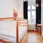 Lots Of Space Near The Presidential Palace Apartment *