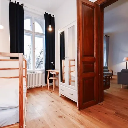 Lots Of Space Near The Presidential Palace *