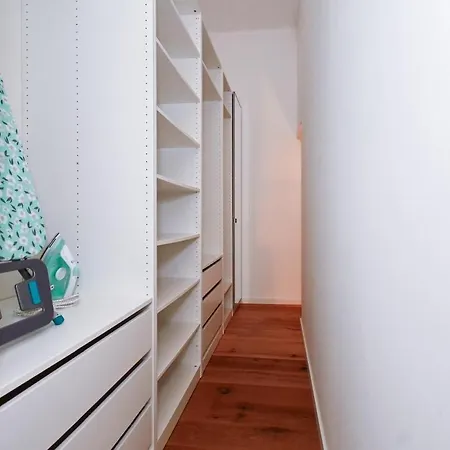 Lots Of Space Near The Presidential Palace *