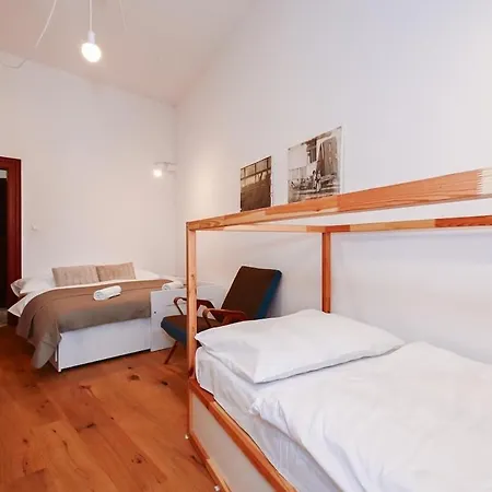 아파트 Lots Of Space Near The Presidential Palace *
