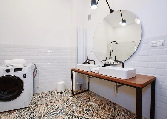 Lots Of Space Near The Presidential Palace Appartement Bratislava