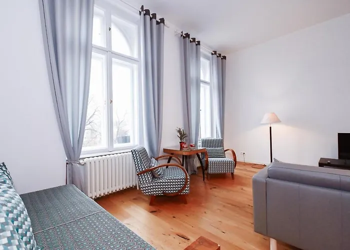 Lots Of Space Near The Presidential Palace Appartement *